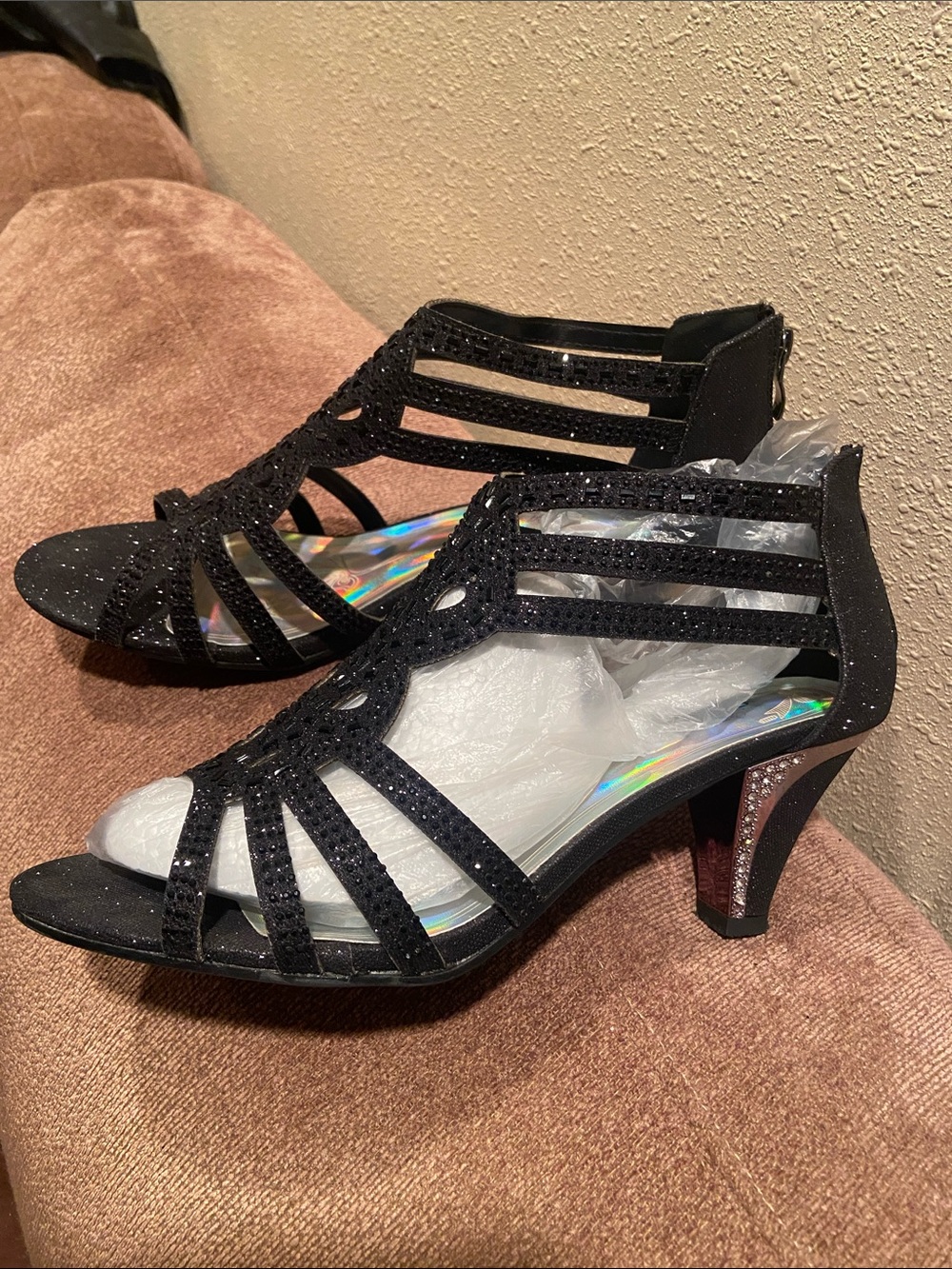 Women's Black Strappy Glitter Mid-Heel Sandals